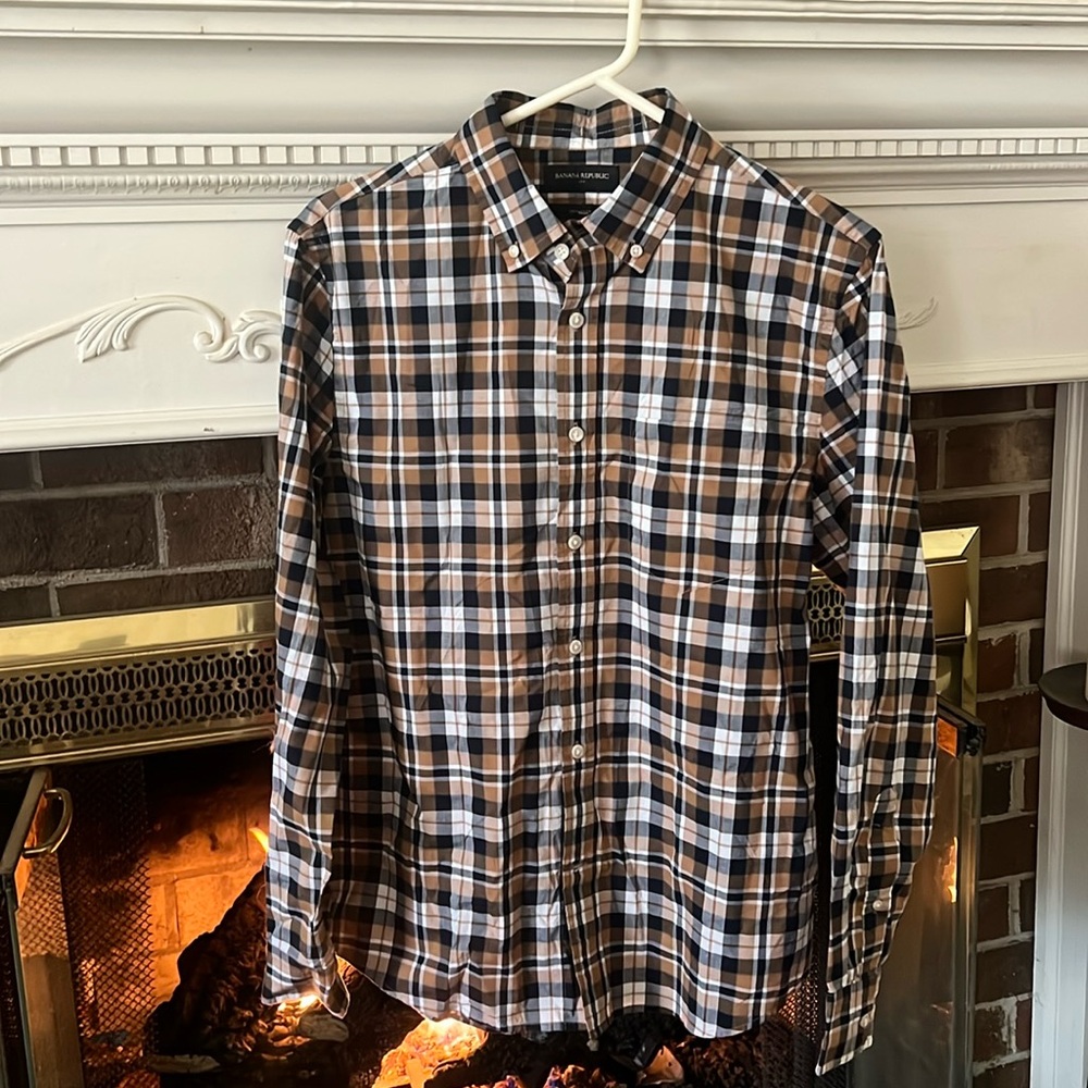 EUC Banana Republic button-down shirt